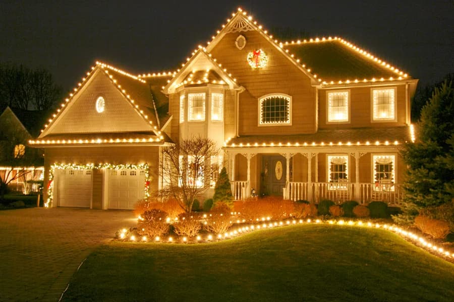 Outdoor & Holiday Lighting in Cumberland County, Maine